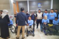 Gubernur NTB  melepas kontingen atlet disabilitas NTB yang akan berlaga di Maybank Marathon 2025 Bali, 24 Agustus 2025.