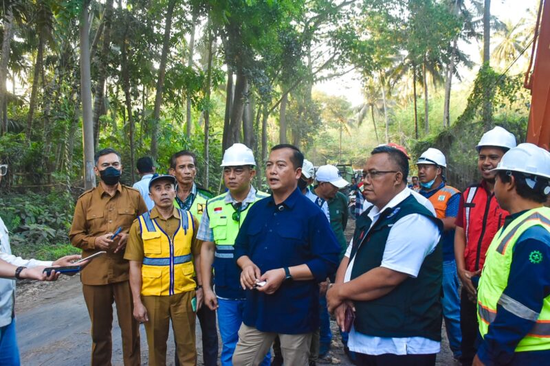 Pemprov NTB Gelontorkan Rp60,5 Miliar untuk Perbaikan Jalan di Lombok Timur dan Sumbawa Barat