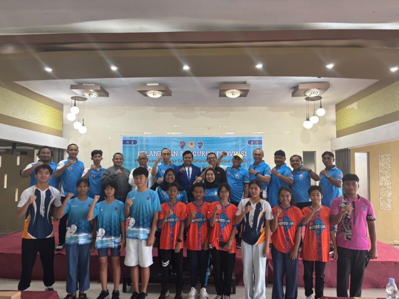 Pengurus POSSI NTB resmi dilantik, sekaligus memberi penghargaan bagi atlet selam berprestasi di kejuaraan nasional.