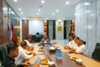 
Gubernur NTB apresiasi peran Kadin sebagai mitra strategis pemerintah, dorong investasi dan Musprov Kadin 2025 sukses.