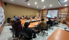 FGD Kurikulum Ilmu Komunikasi FHISIP UNRAM: Industri Tekankan Digital Marketing hingga Creative Thinking