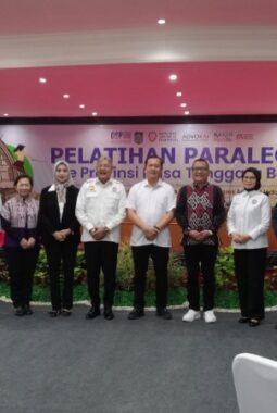Ratusan Warga NTB Antusias Ikuti Pelatihan Paralegal ADVOKAI